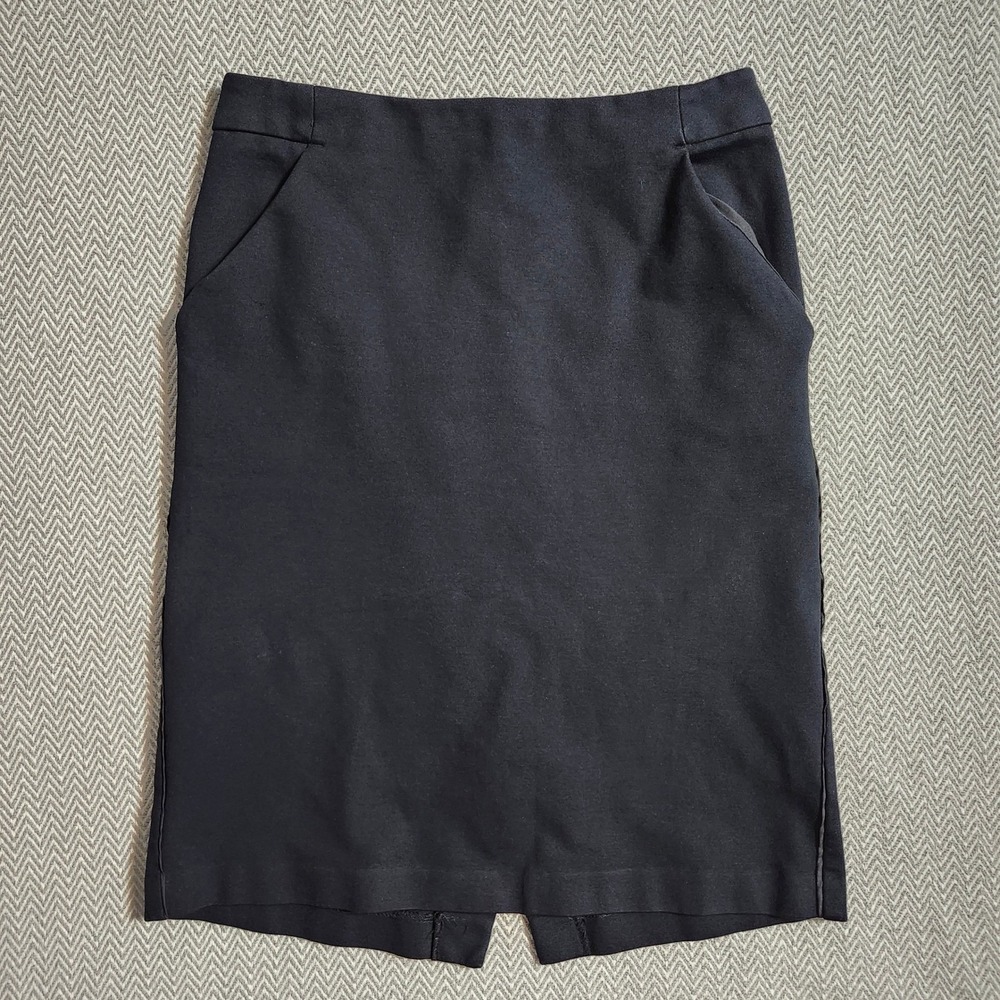 A New Day Black Ponte Pencil Skirt Size 2 Back Zip Back Pockets Career Wear